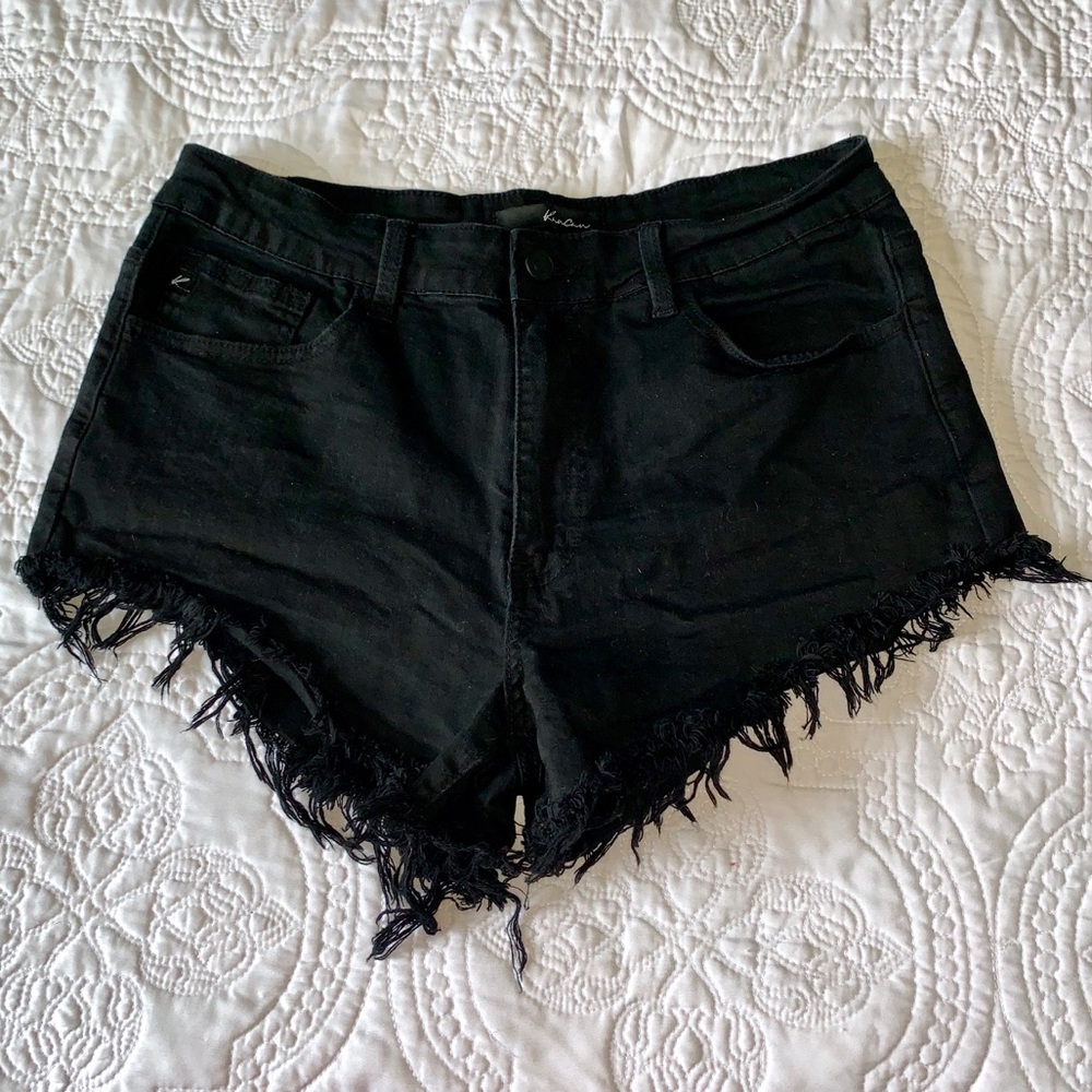 Black Raw Hem HI-Rise Shorts